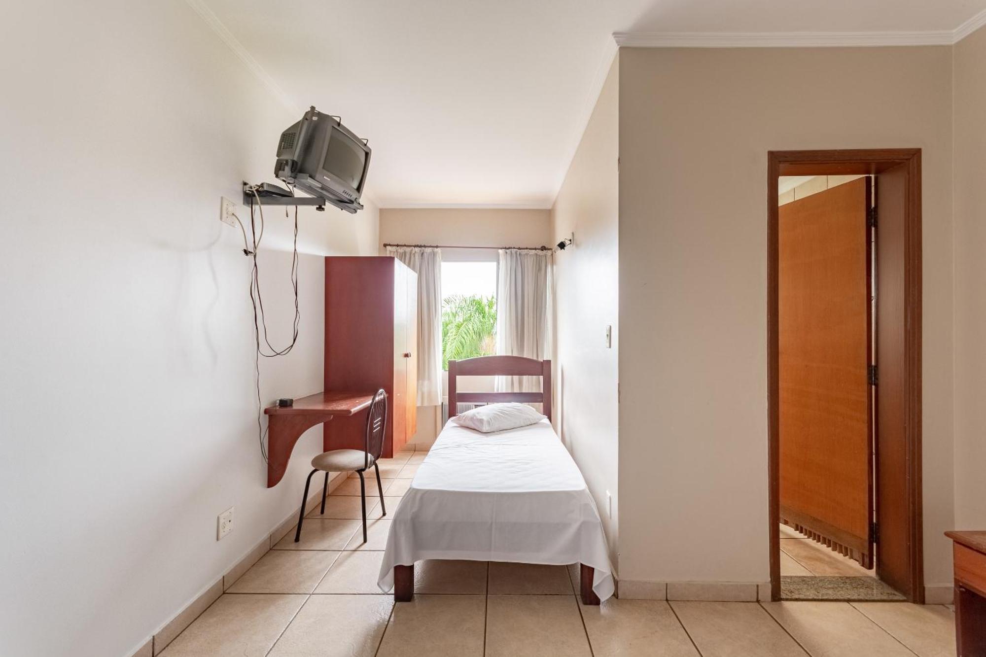 Oyo Hotel Vila Rica, Ribeirão Preto Exterior photo